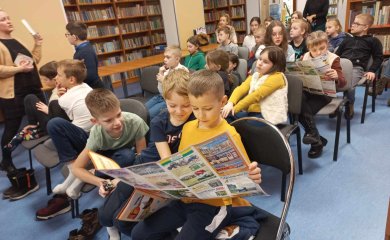 Odwiedziny dzieci z klas II c i II d z Publicznej Szkoły Podstawowej w Myszyńcu