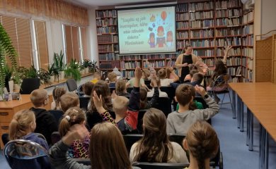Odwiedziny dzieci z klas II c i II d z Publicznej Szkoły Podstawowej w Myszyńcu