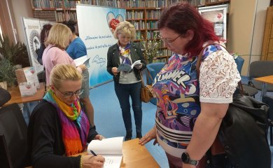 SPOTKANIE AUTORSKIE Z ANNĄ ROMEJKO